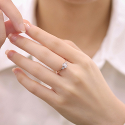 Ring01742